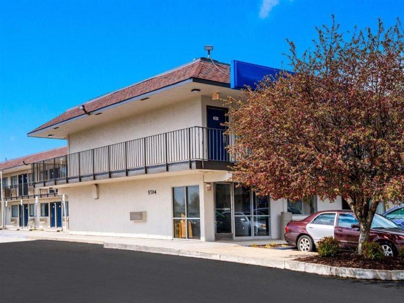 Motel 6-Sandston, Va - Richmond, Va Экстерьер фото