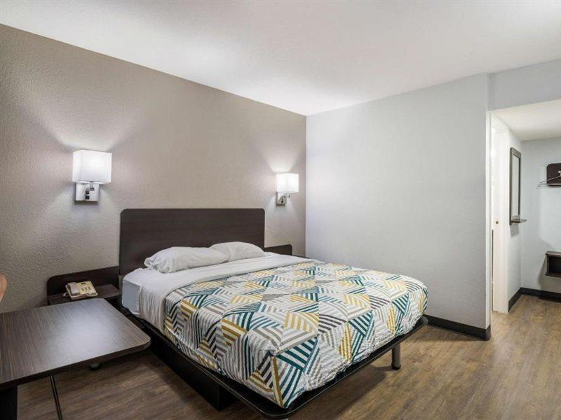 Motel 6-Sandston, Va - Richmond, Va Экстерьер фото