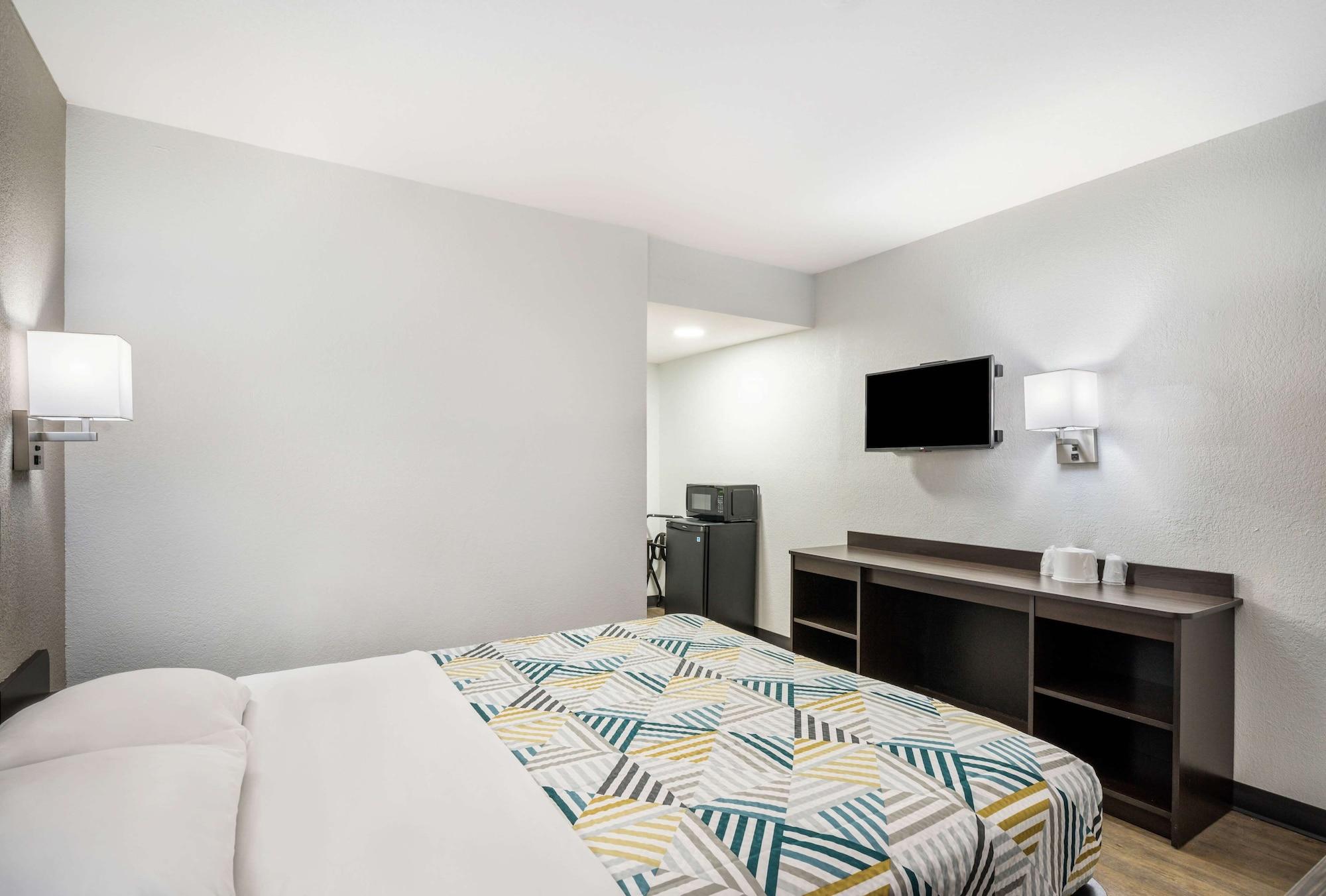 Motel 6-Sandston, Va - Richmond, Va Экстерьер фото