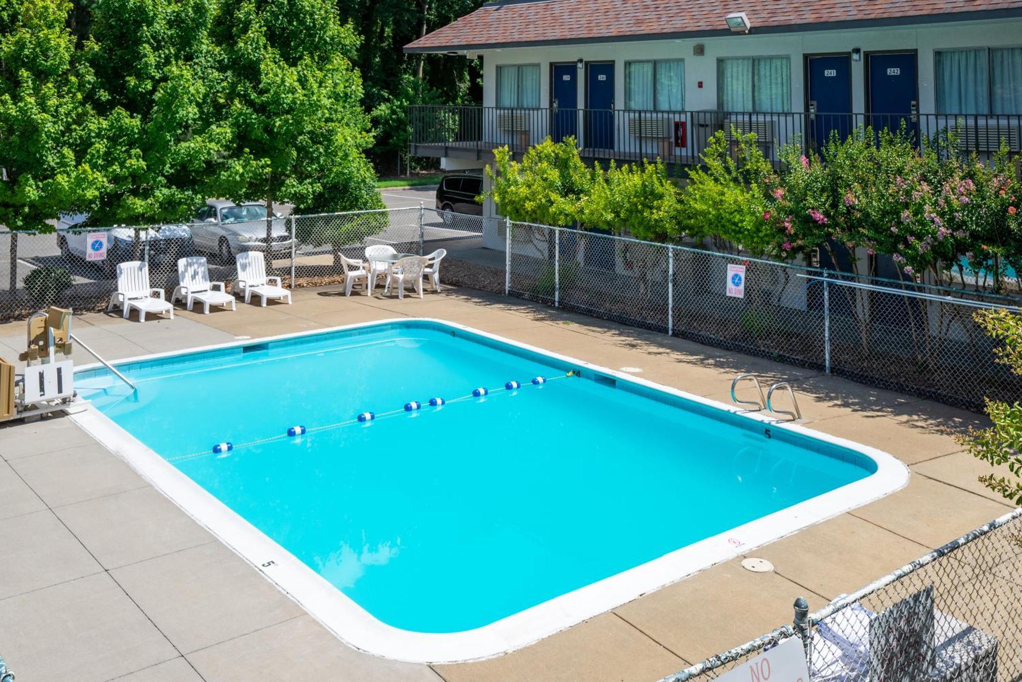 Motel 6-Sandston, Va - Richmond, Va Экстерьер фото